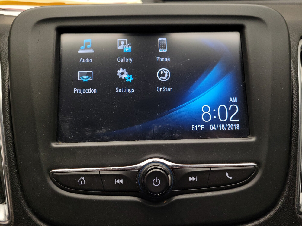 2018 Chevrolet Malibu in Sacramento, CA 95821 - 18085185 25