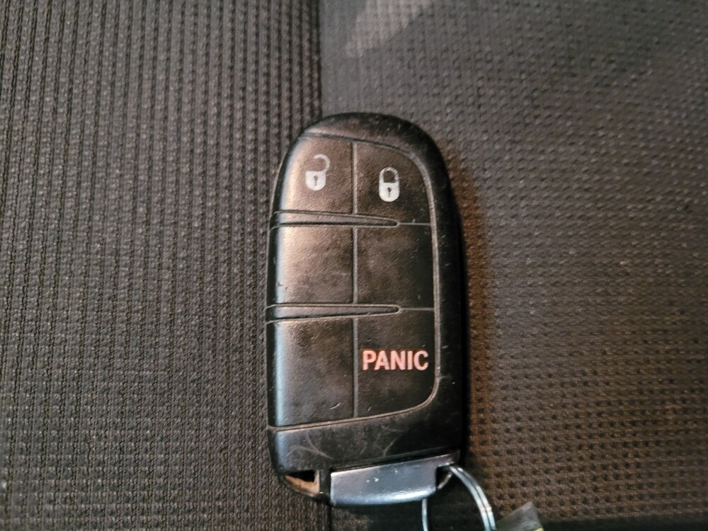 2015 Jeep Grand Cherokee in El Cajon, CA 92020 - 18085186 32