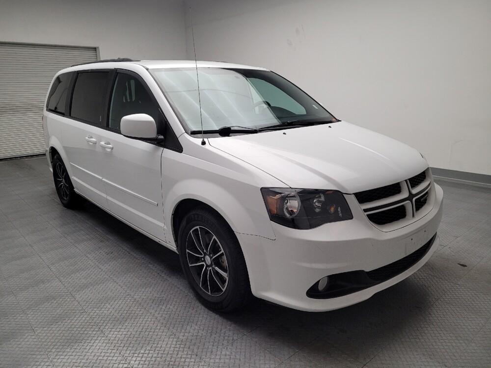 2017 Dodge Grand Caravan in El Cajon, CA 92020 - 18085187 13