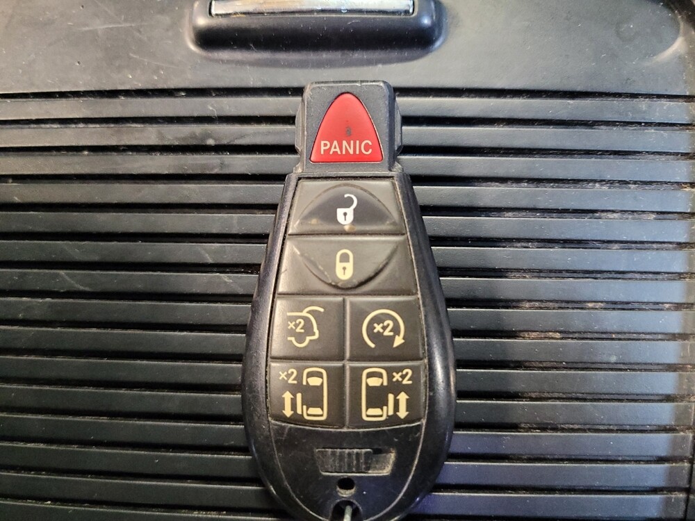 2017 Dodge Grand Caravan in El Cajon, CA 92020 - 18085187 32