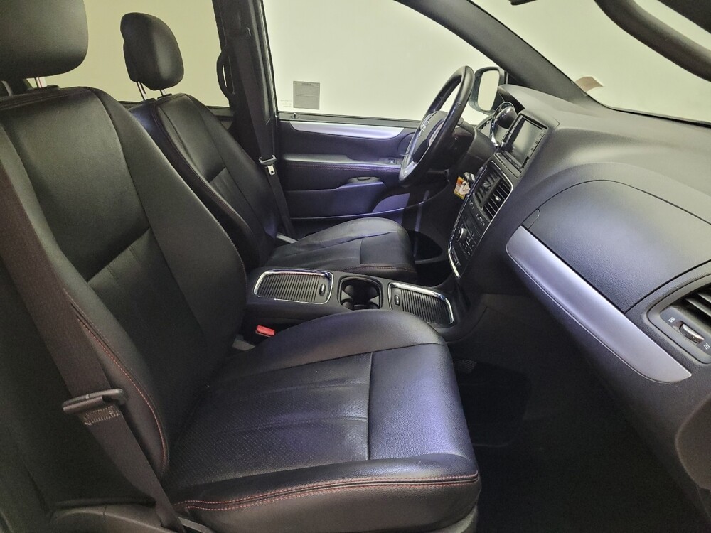 2017 Dodge Grand Caravan in El Cajon, CA 92020 - 18085187 21