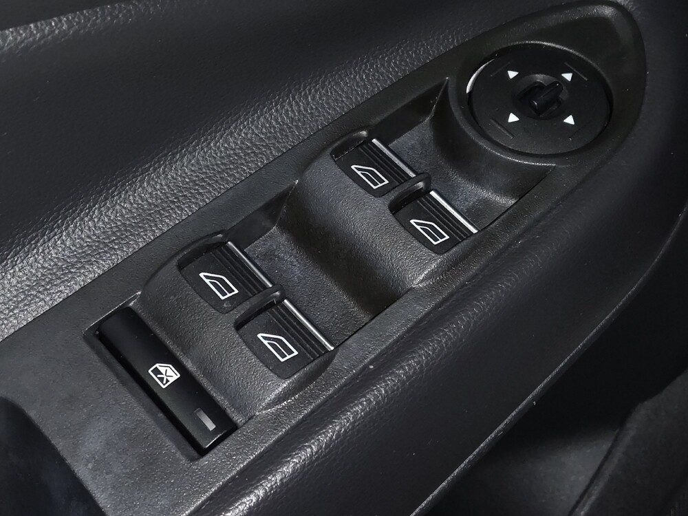 2016 Ford C-MAX in Greenville, SC 29607 - 18085196 27