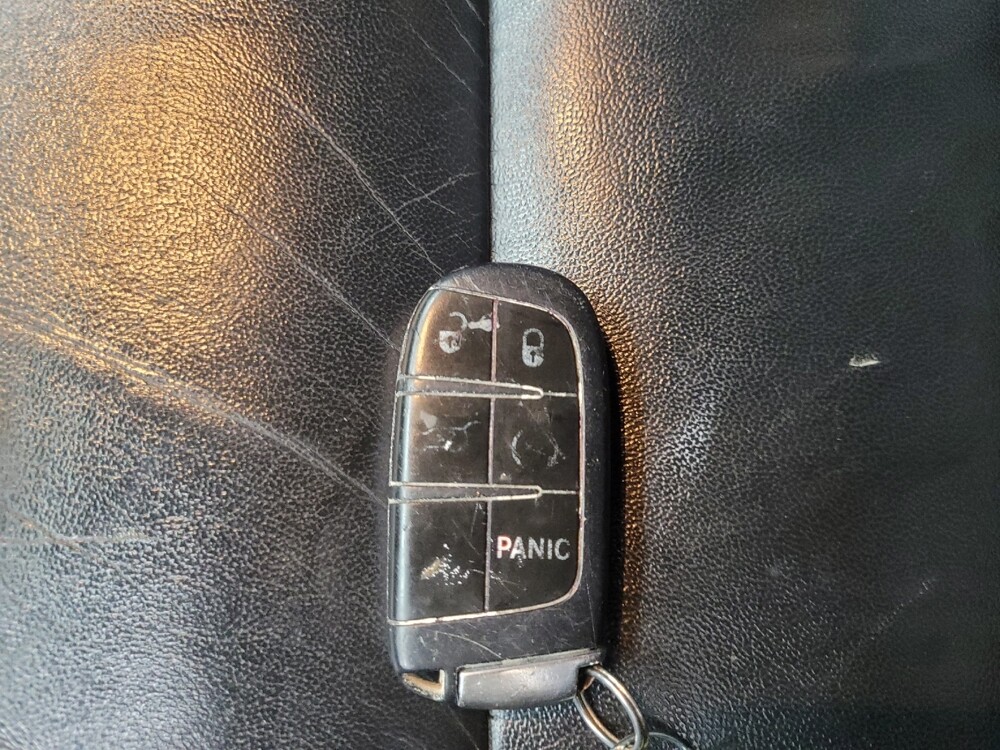 2020 Jeep Grand Cherokee in Indianapolis, IN 46222 - 18085198 32