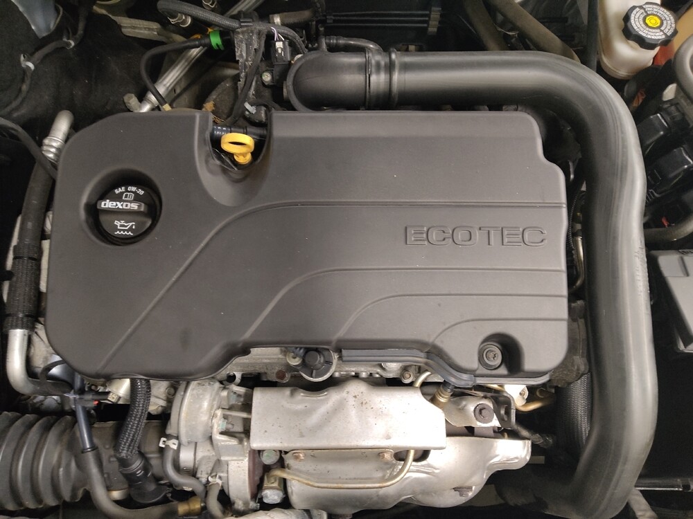 2018 Chevrolet Malibu in Jackson, MS 39211 - 18085203 30