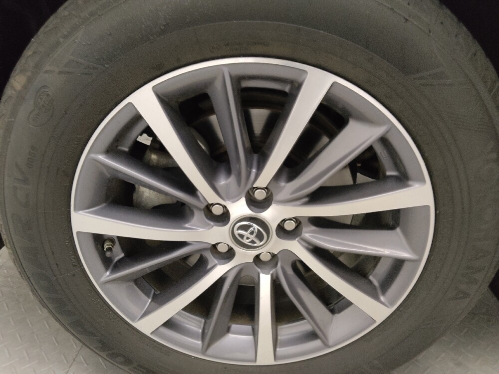 2017 Toyota Highlander in Union City, GA 30291 - 18085205 31