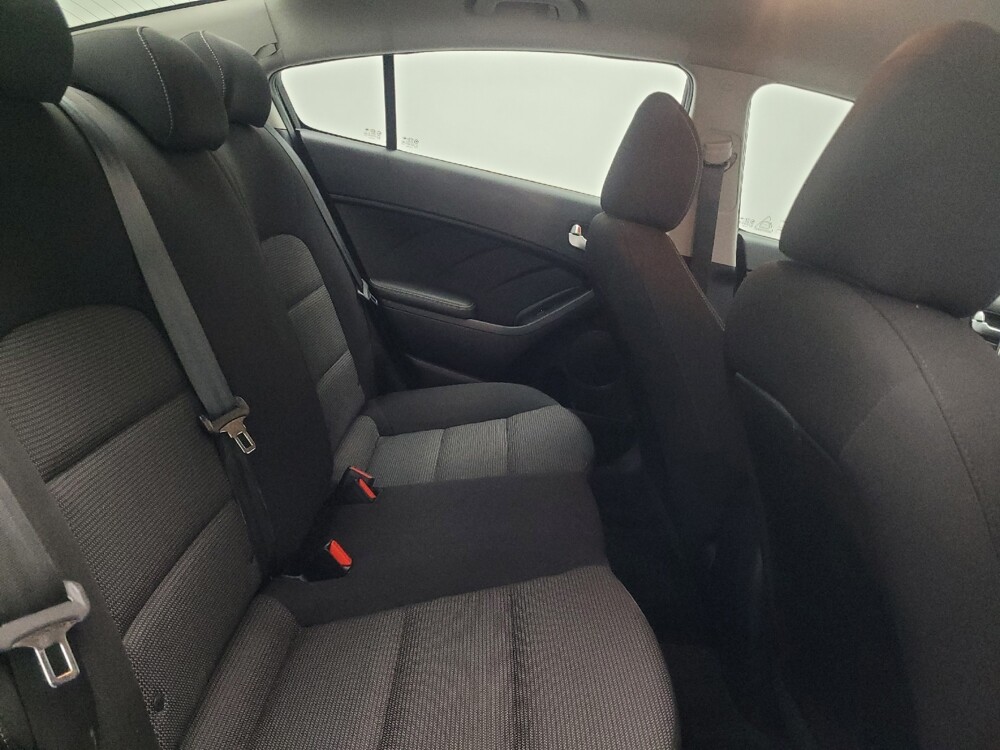 2017 Kia Forte in Jackson, MS 39211 - 18085216 19