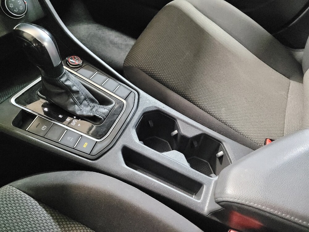 2019 Volkswagen Jetta in Tulsa, OK 74145 - 18085221 26