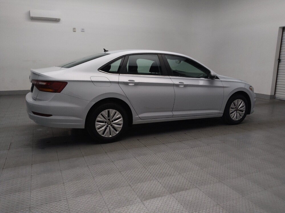 2019 Volkswagen Jetta in Tulsa, OK 74145 - 18085221 10