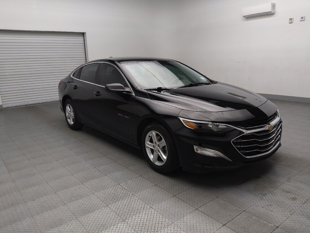2020 Chevrolet Malibu in Plano, TX 75074 - 18085227 13