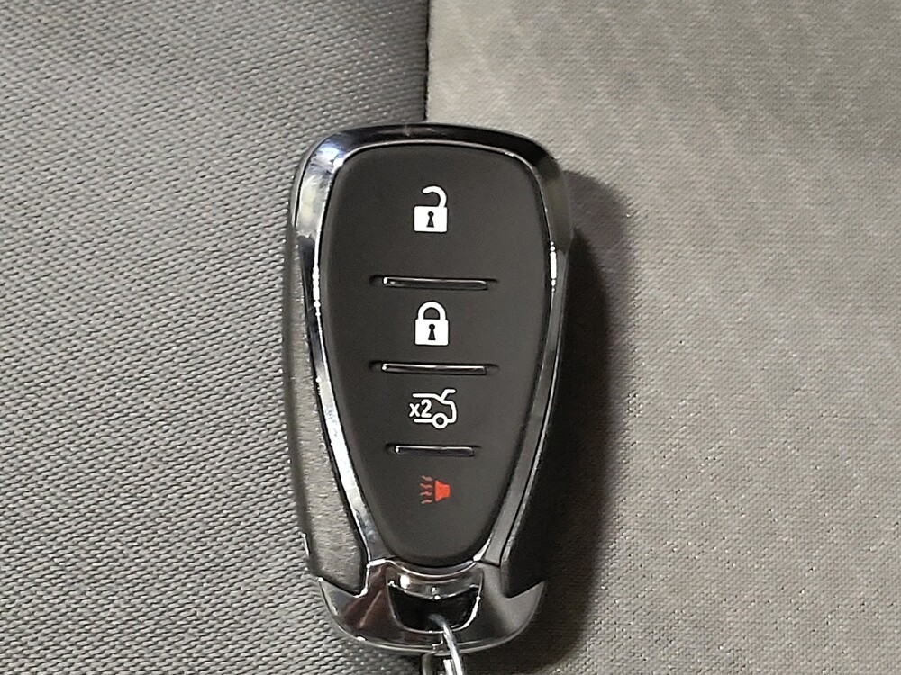 2020 Chevrolet Malibu in Plano, TX 75074 - 18085227 32