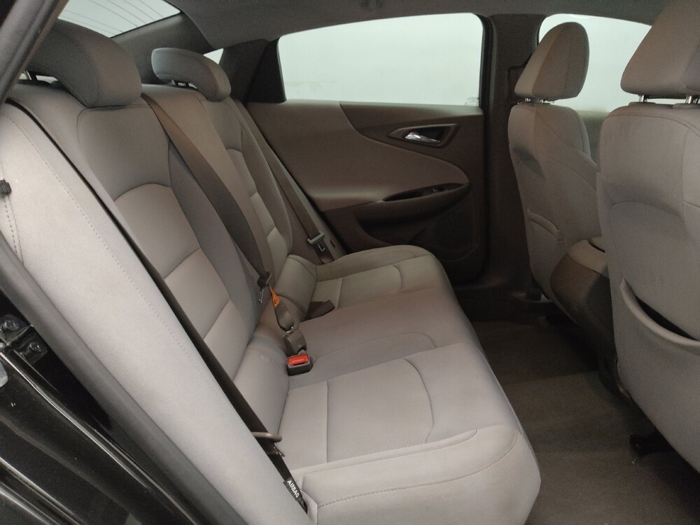 2020 Chevrolet Malibu in Plano, TX 75074 - 18085227 19