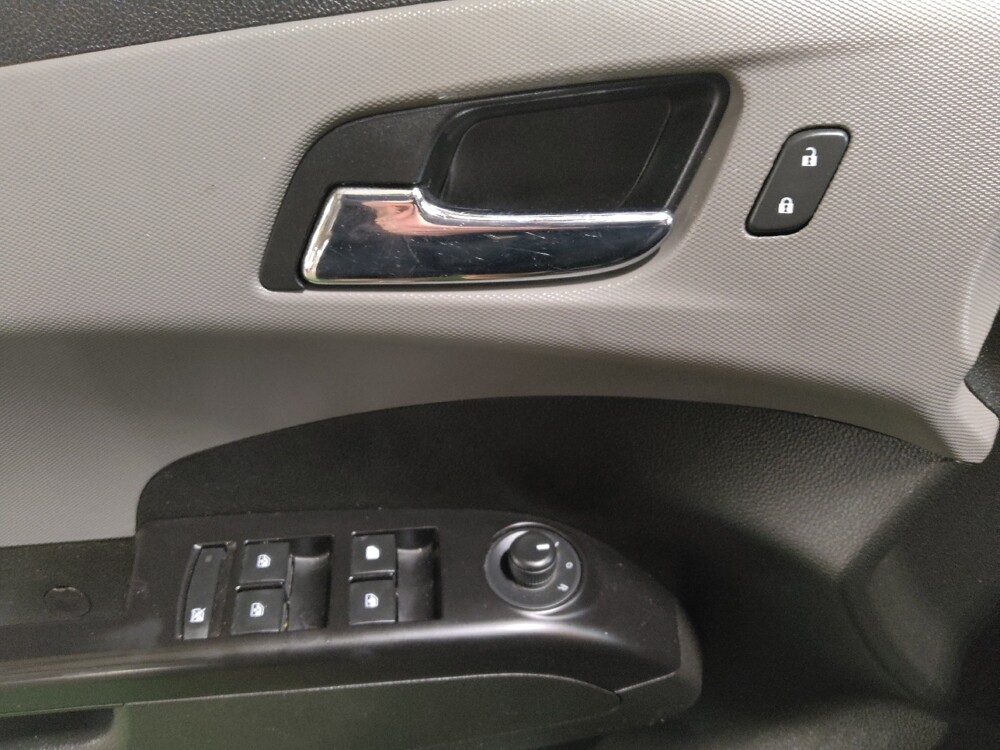 2018 Chevrolet Sonic in Lubbock, TX 79424 - 18085228 27