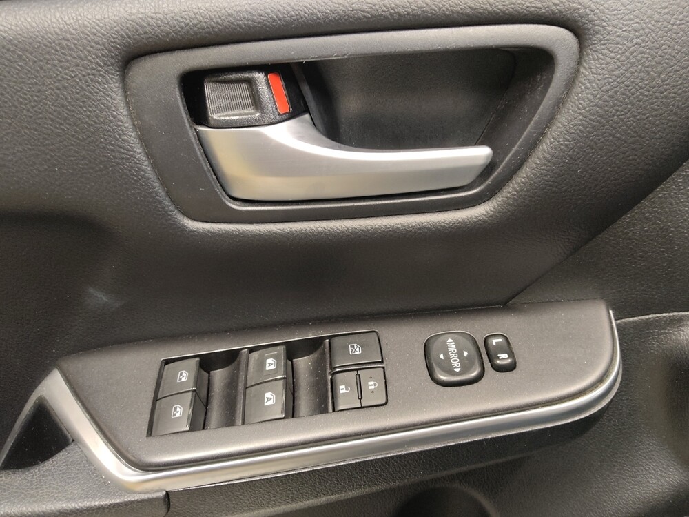 2017 Toyota Camry in Fort Worth, TX 76116 - 18085231 27