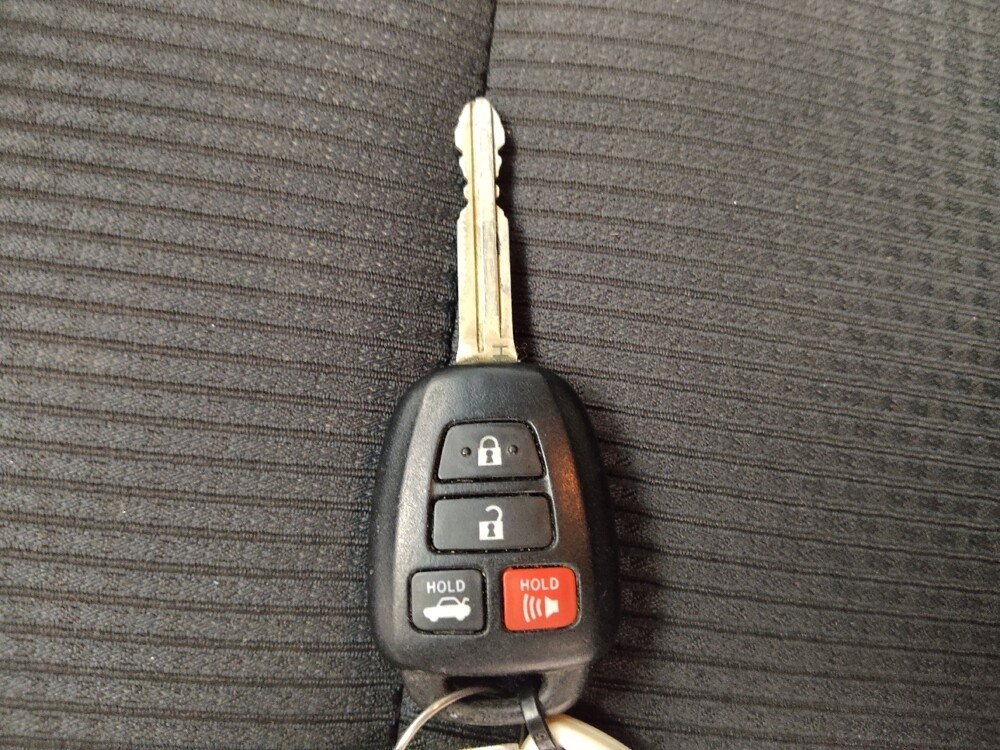 2017 Toyota Camry in Fort Worth, TX 76116 - 18085231 32