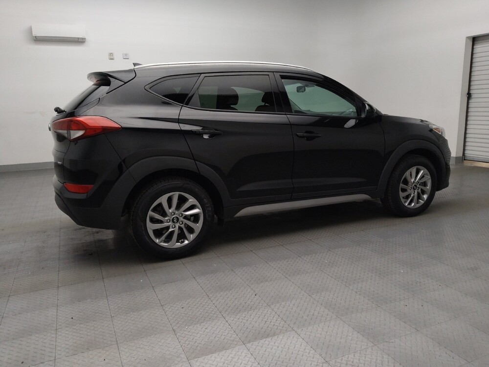 2018 Hyundai Tucson in Tulsa, OK 74145 - 18085232 10