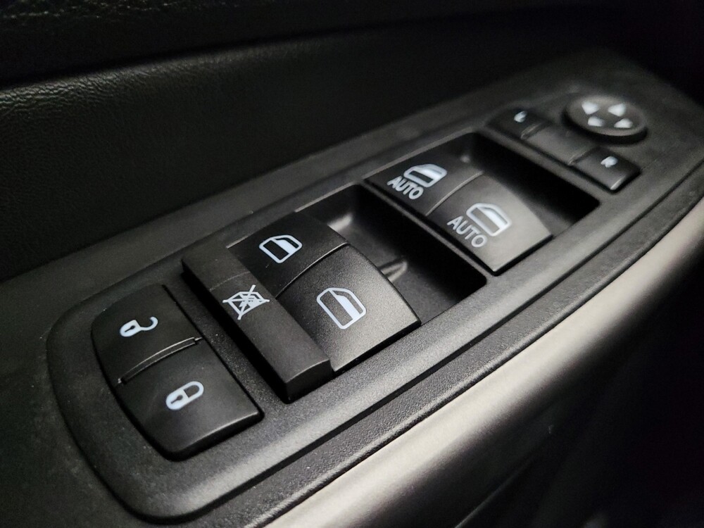 2020 Jeep Cherokee in Albuquerque, NM 87123 - 18085235 27