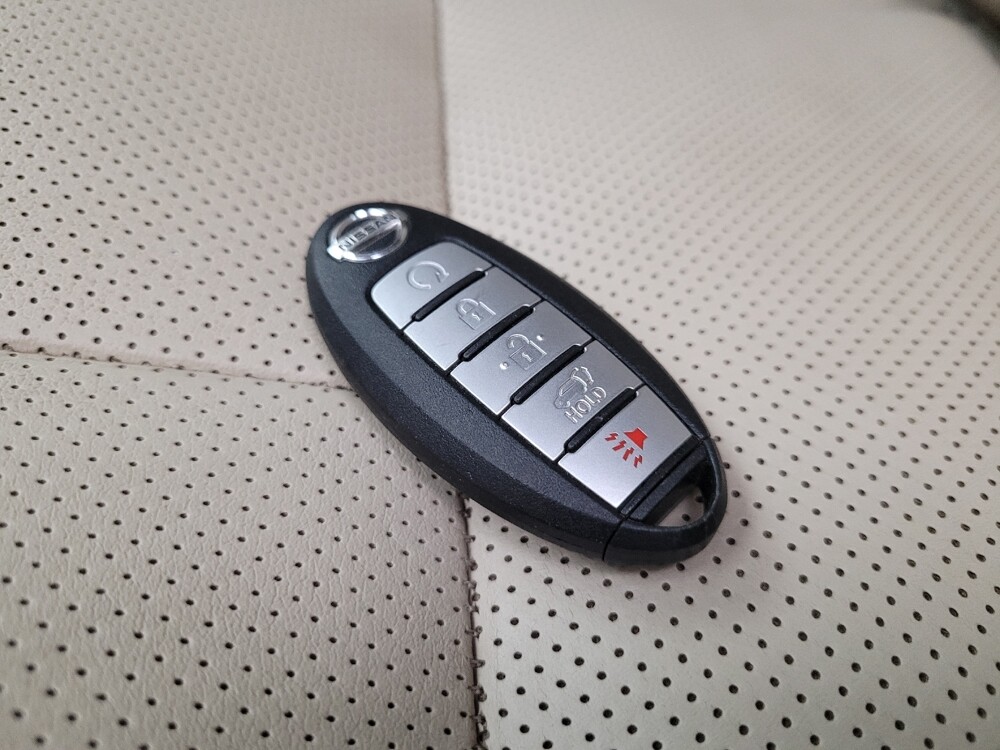 2016 Nissan Murano in Mesa, AZ 85210 - 18085236 32