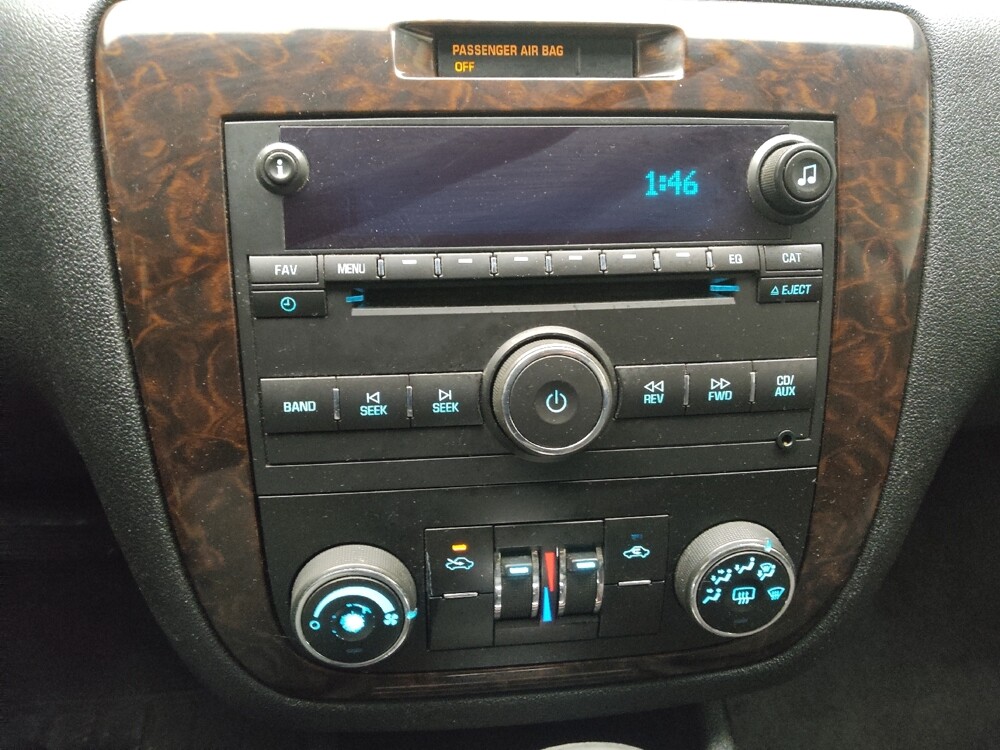 2016 Chevrolet Impala in Madison, TN 37115 - 18085240 27