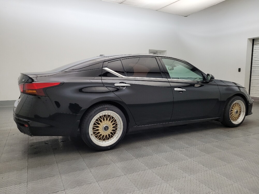 2019 Nissan Altima in Albuquerque, NM 87113 - 18085246 10