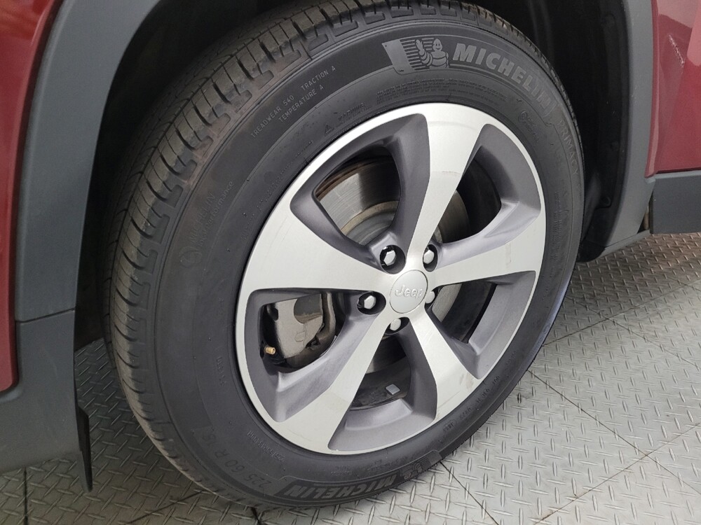 2019 Jeep Cherokee in Albuquerque, NM 87113 - 18085253 31