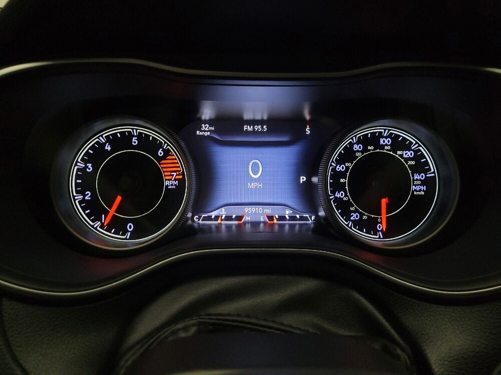 2019 Jeep Cherokee in Albuquerque, NM 87113 - 18085253 23