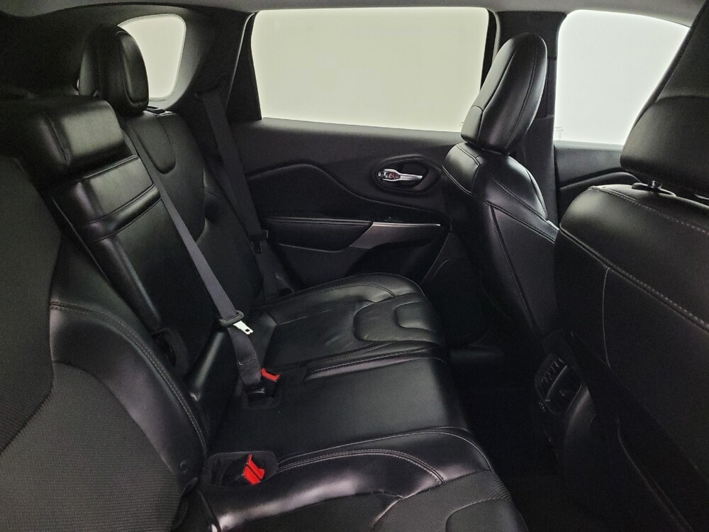 2019 Jeep Cherokee in Albuquerque, NM 87113 - 18085253 19