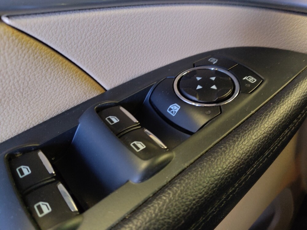 2017 Ford Explorer in Tucson, AZ 85705 - 18085256 27