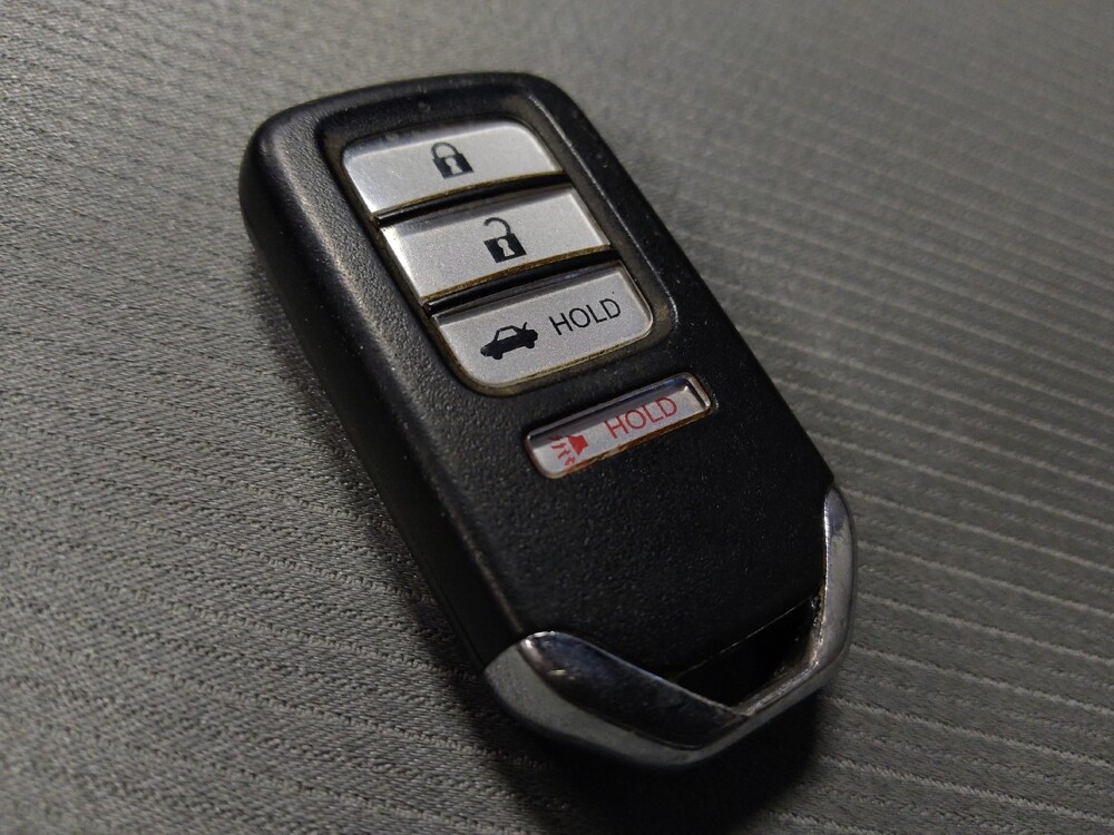 2018 Honda Accord in Phoenix, AZ 85015 - 18085257 32