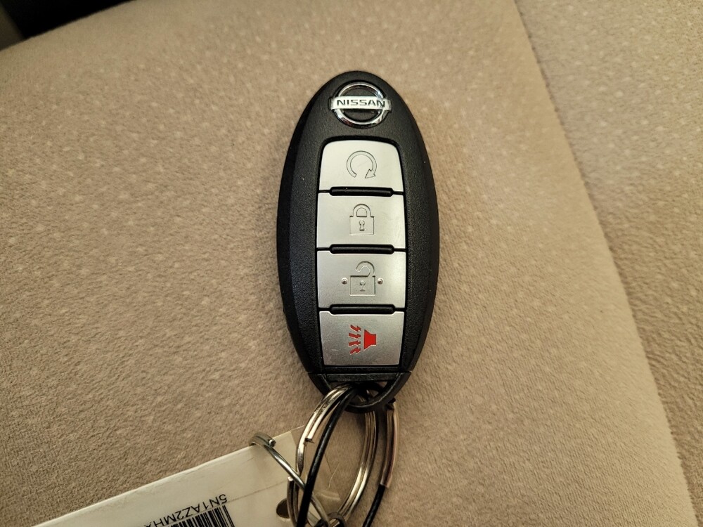 2016 Nissan Murano in Fairfield, OH 45014 - 18085259 32