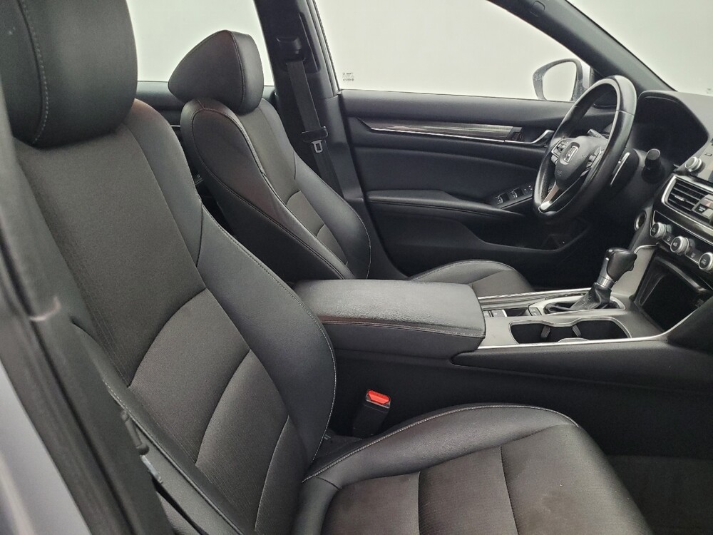 2019 Honda Accord in Tallahassee, FL 32304 - 18085263 21