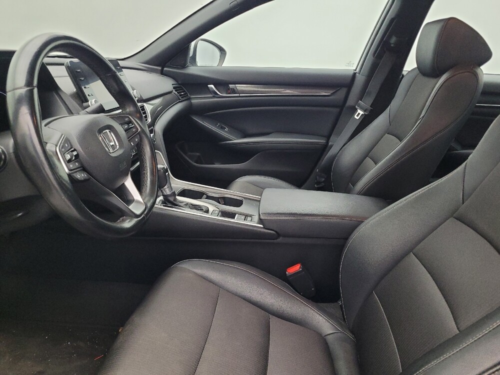 2019 Honda Accord in Tallahassee, FL 32304 - 18085263 17