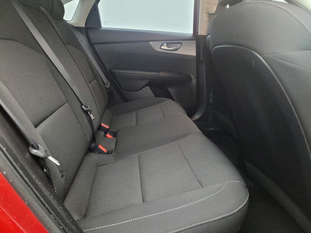 2019 Kia Forte in Lakeland, FL 33815 - 18085265 19