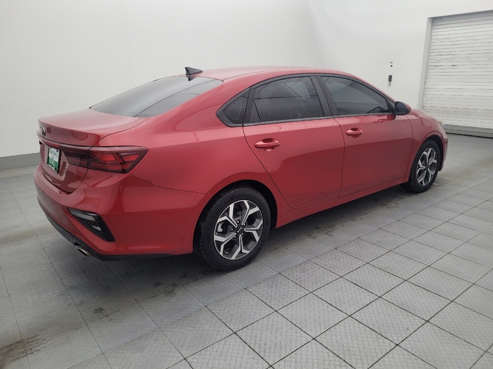 2019 Kia Forte in Lakeland, FL 33815 - 18085265 10