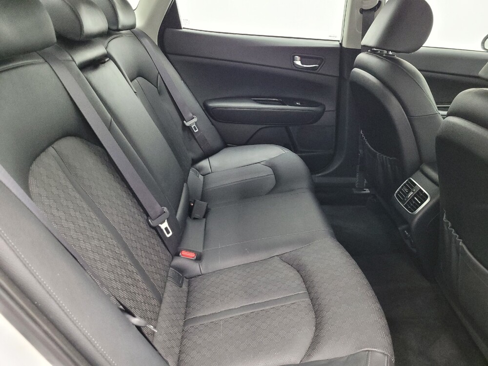 2019 Kia Optima in Las Vegas, NV 89102 - 18085274 19