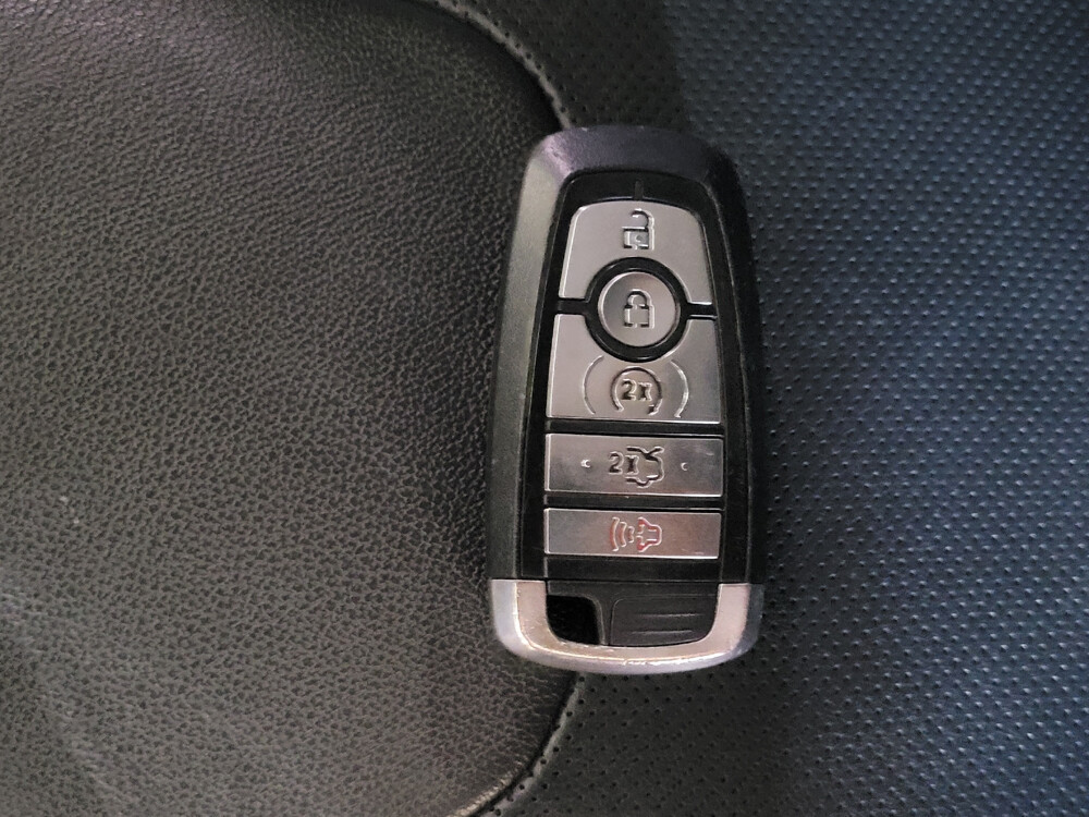 2018 Ford Edge in Pensacola, FL 32505 - 18085276 32