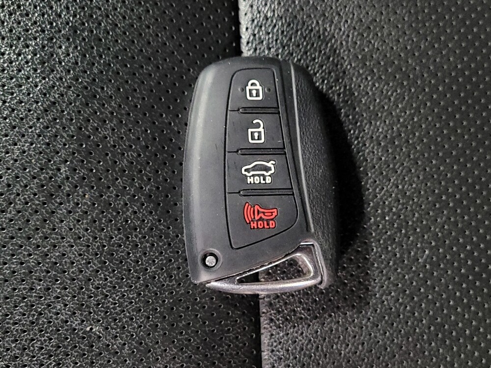 2017 Hyundai Santa Fe in Ocala, FL 34471 - 18085282 32