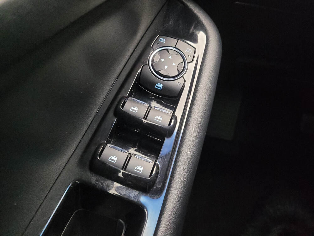 2018 Ford Edge in Pelham, AL 35124 - 18085299 27