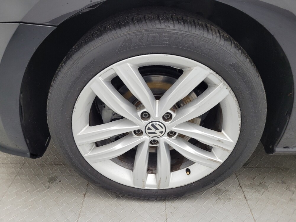 2018 Volkswagen Passat in Raleigh, NC 27604 - 18085310 31