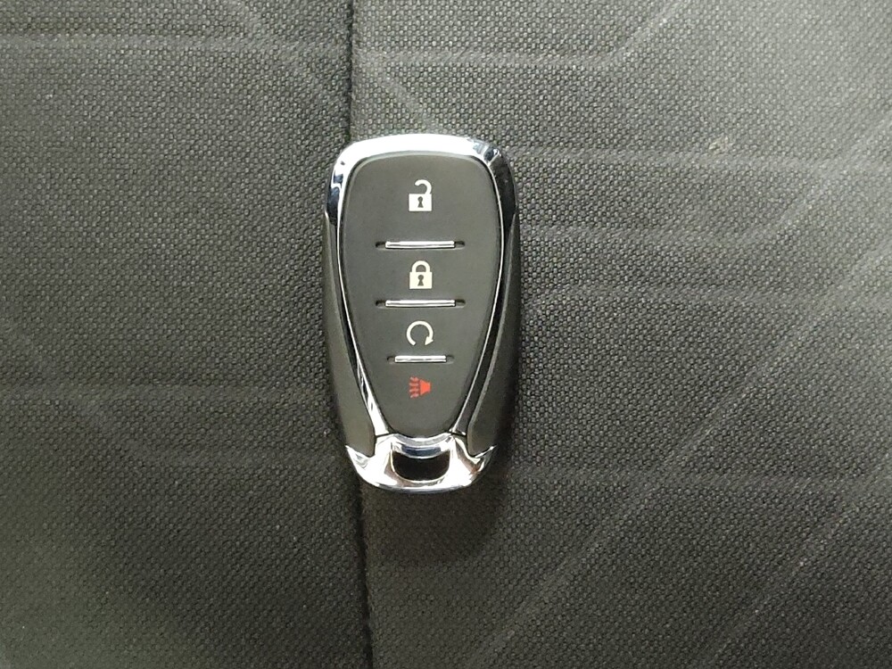 2020 Chevrolet Trax in Greensboro, NC 27407 - 18085312 32