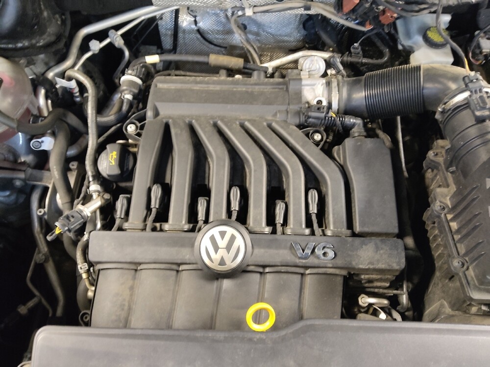 2021 Volkswagen Atlas in Winston-Salem, NC 27103 - 18085314 30