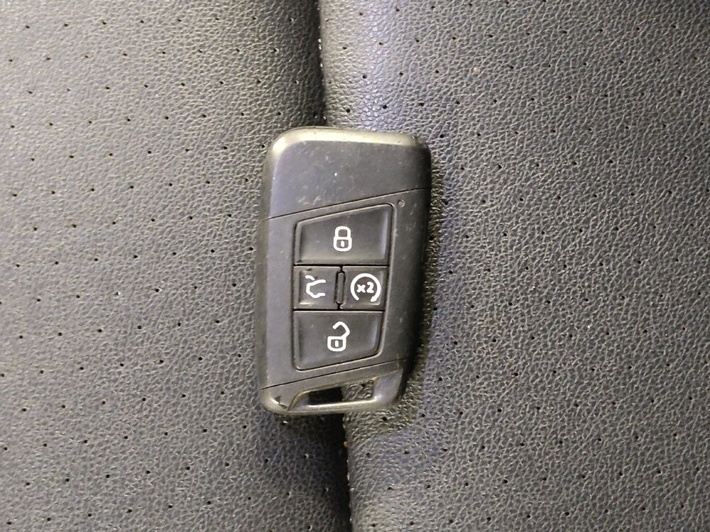 2021 Volkswagen Atlas in Winston-Salem, NC 27103 - 18085314 32