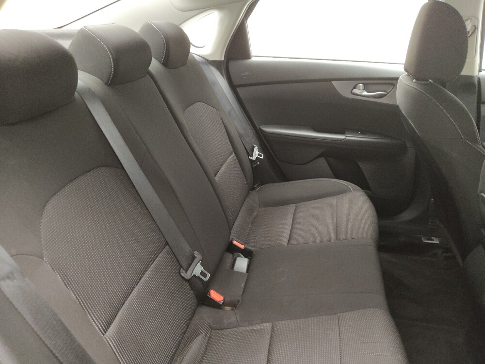 2019 Kia Forte in Lakewood, CO 80215 - 18085322 19