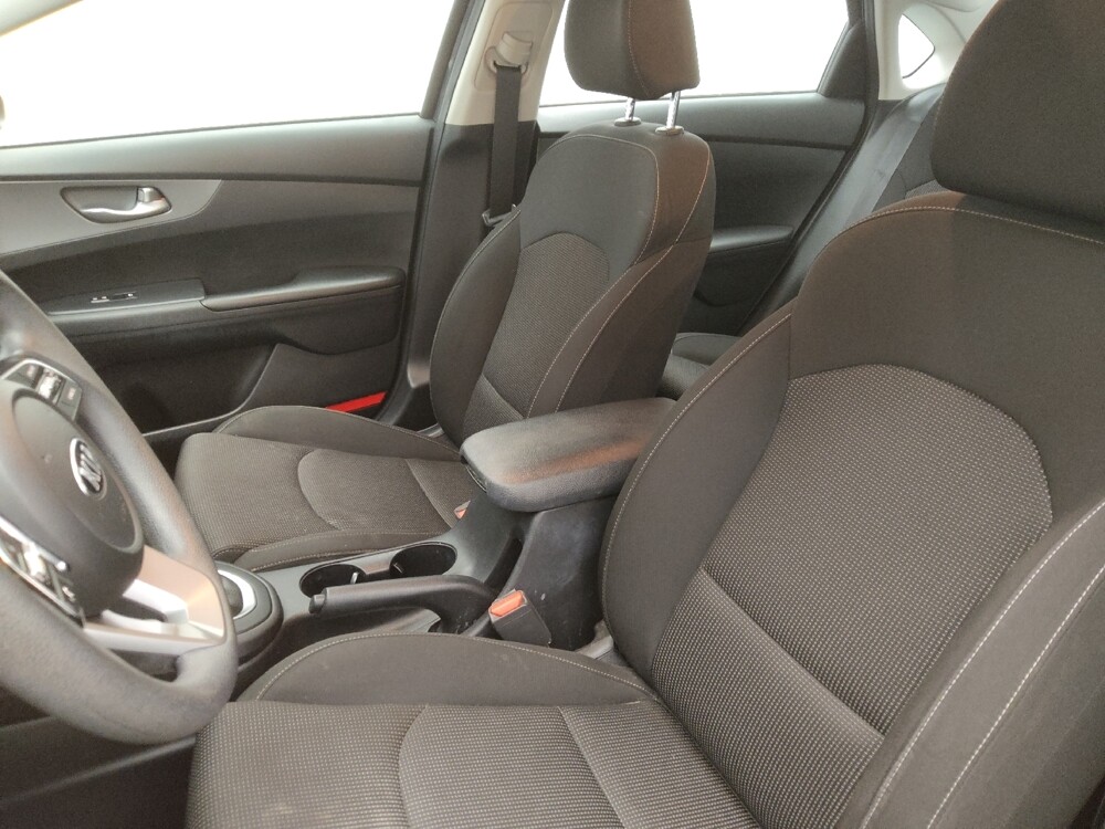 2019 Kia Forte in Lakewood, CO 80215 - 18085322 17