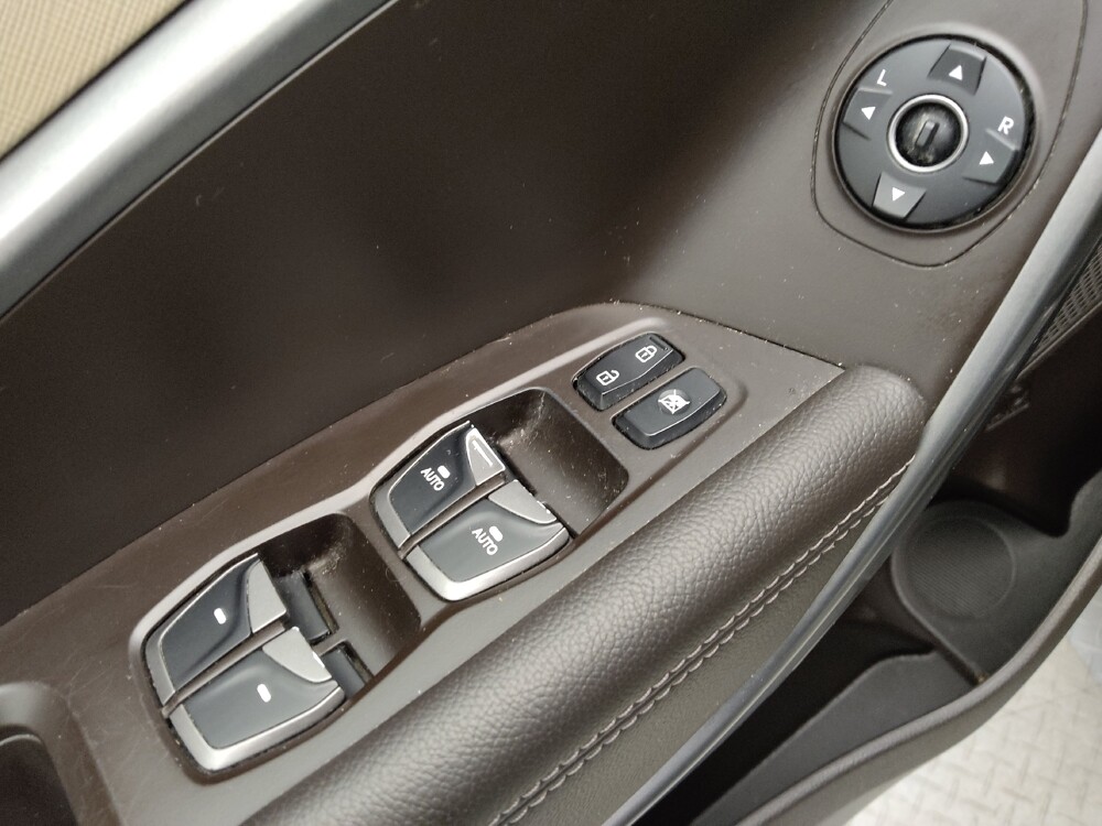 2017 Hyundai Santa Fe in Lakewood, CO 80215 - 18085324 27