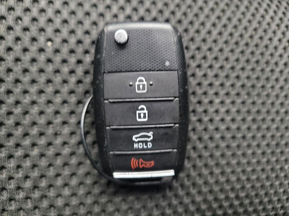 2019 Kia Optima in Memphis, TN 38115 - 18085327 32