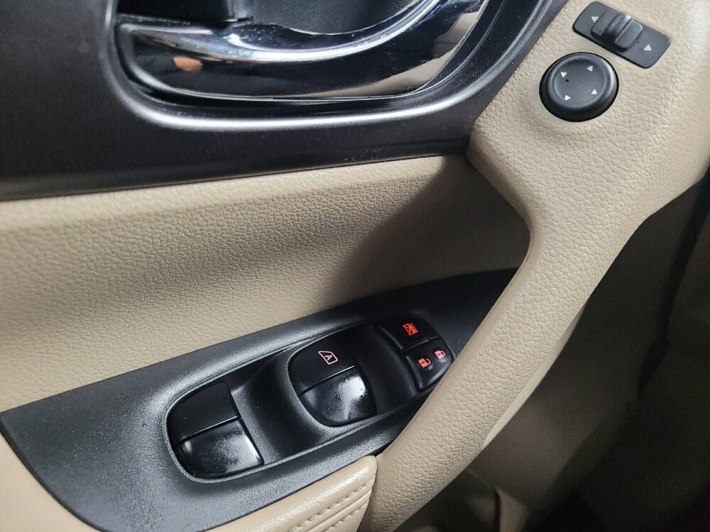 2016 Nissan Rogue in Memphis, TN 38115 - 18085329 27