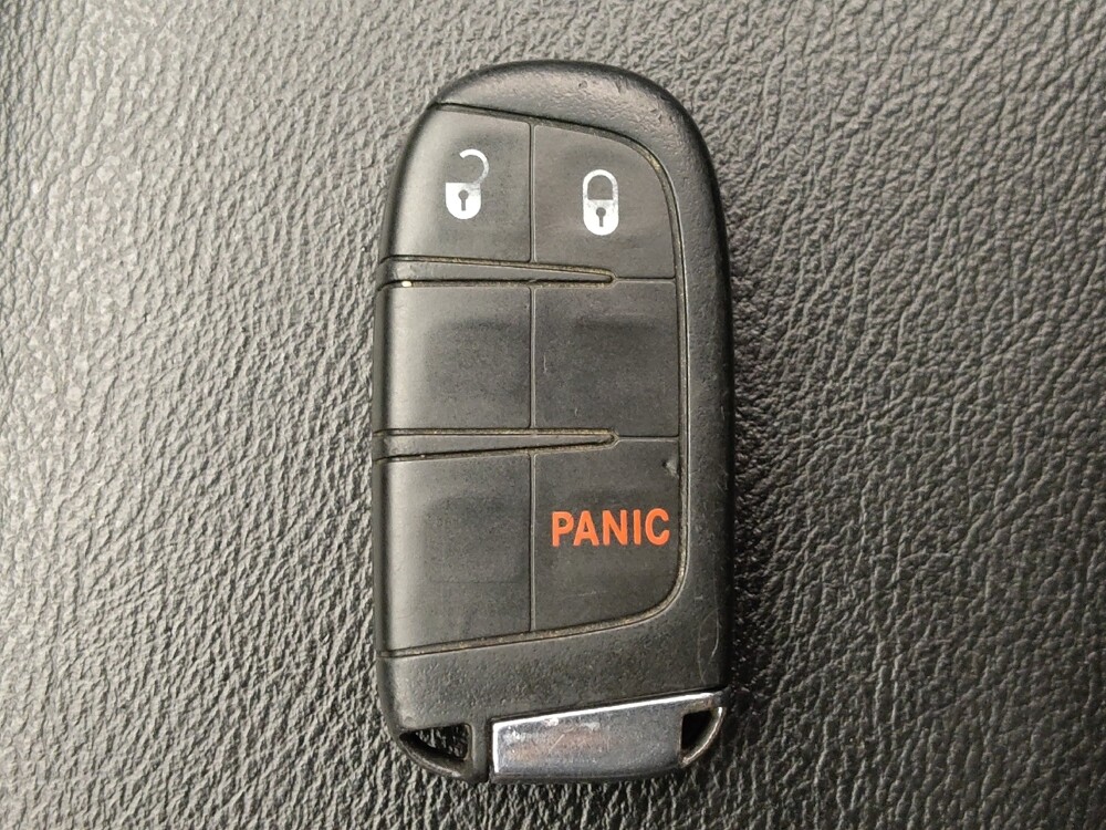 2019 Jeep Compass in Houston, TX 77034 - 18085335 32