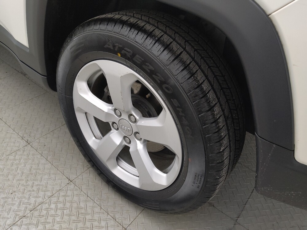 2019 Jeep Compass in Houston, TX 77034 - 18085335 31