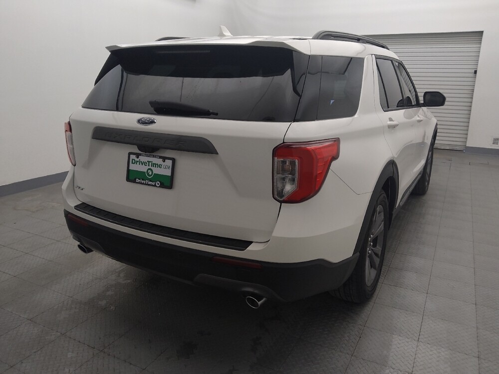 2022 Ford Explorer in Houston, TX 77034 - 18085342 7
