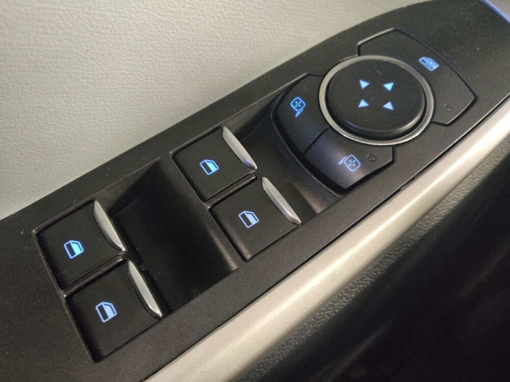 2022 Ford Explorer in Houston, TX 77034 - 18085342 27